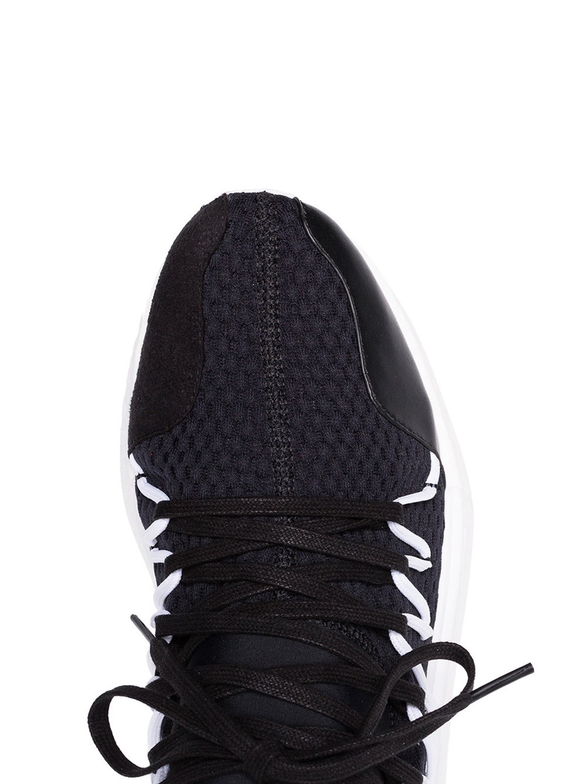 kusari sneakers