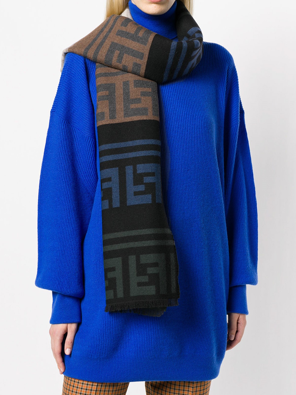 fendi logo wrap