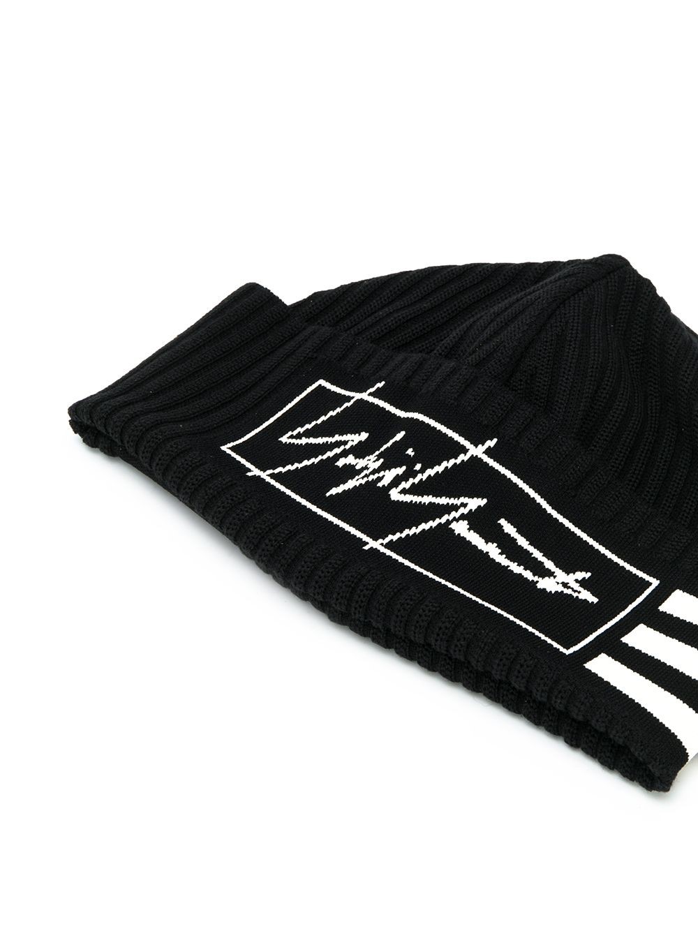 BEANIE HAT available on montiboutique 