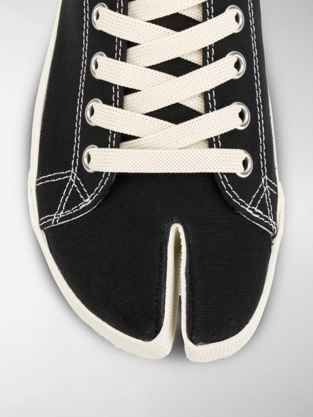 tabi margiela sneakers