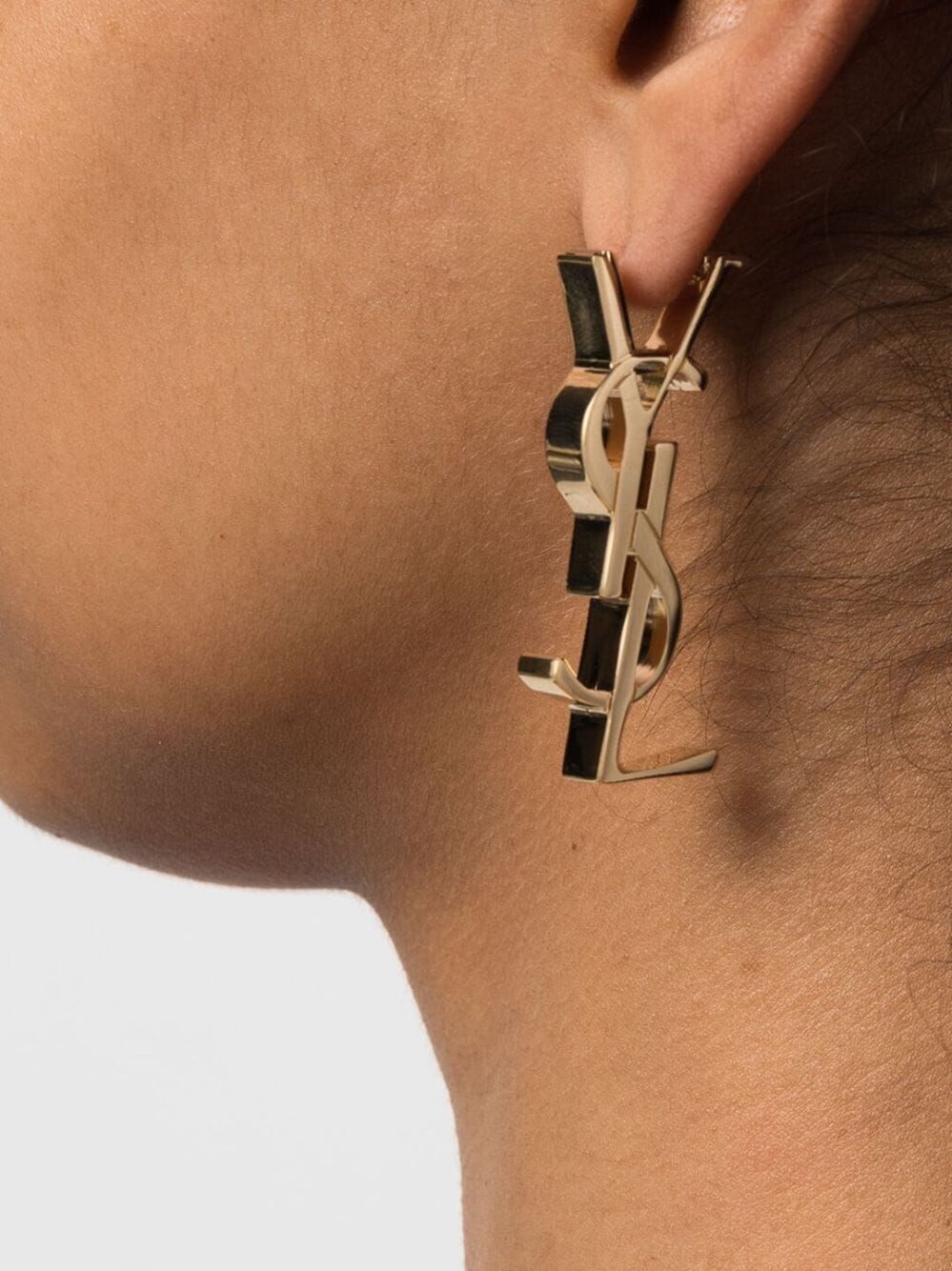 CASSANDRE SINGLE METAL EARRING