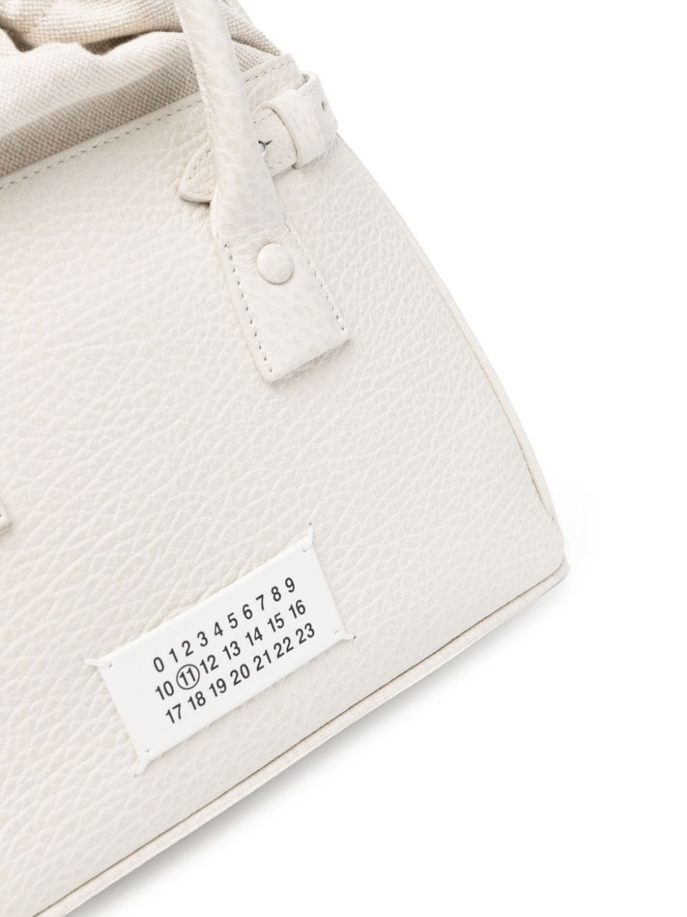 SB3WD0005/P4348 H9677