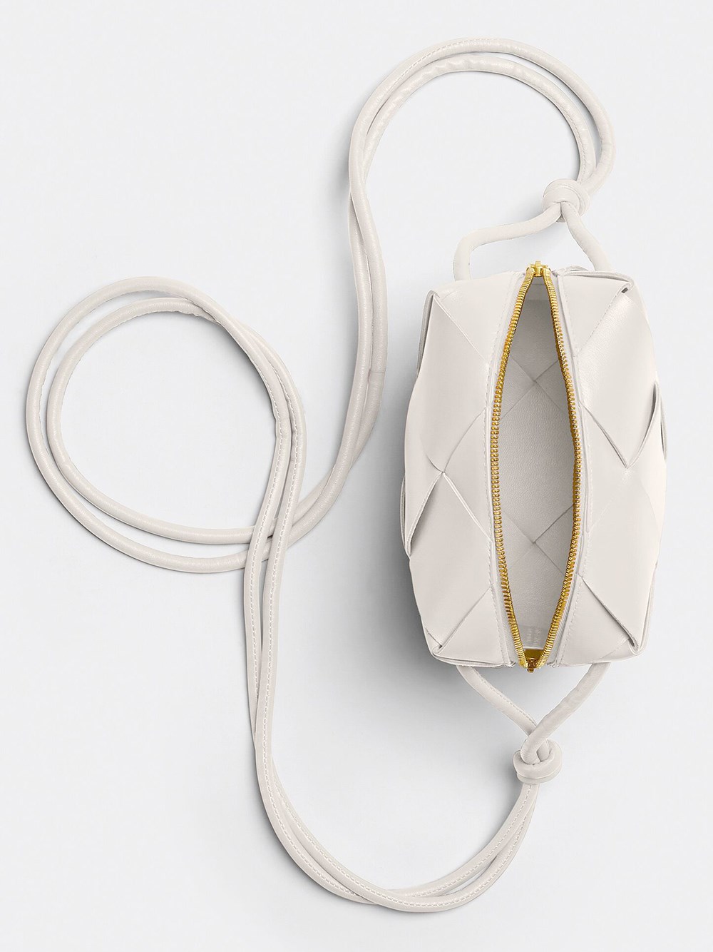 701915/VCQC2 9009 WHITE/GOLD