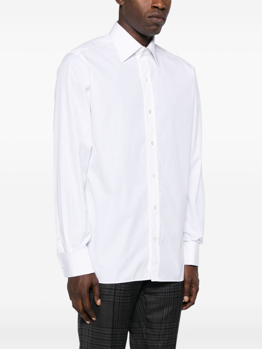 spread collar shirt 