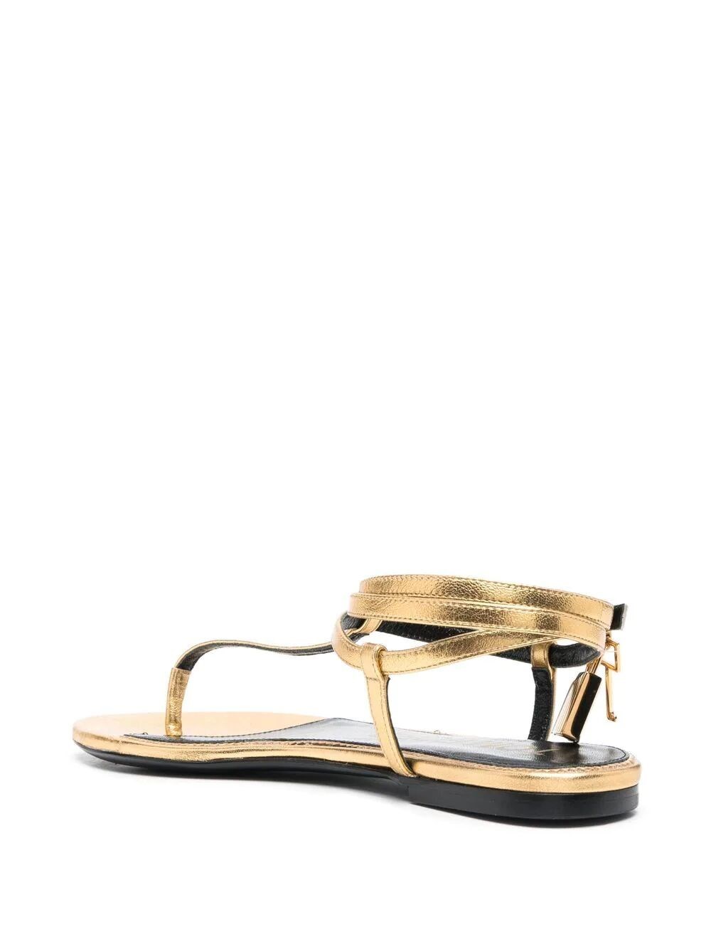 Flat sandals