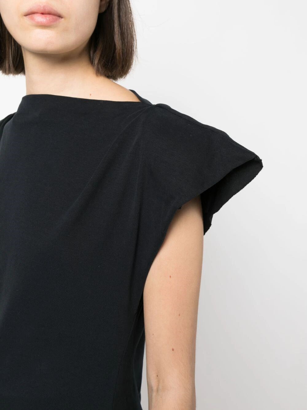 Asymmetric t-shirt