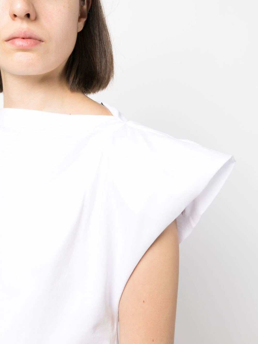 Asymmetric t-shirt