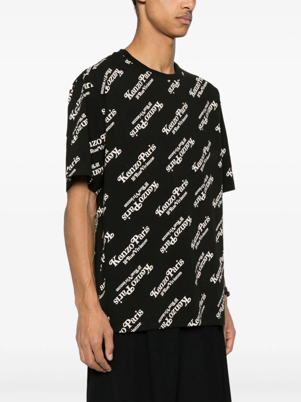 All-over logo t-shirt