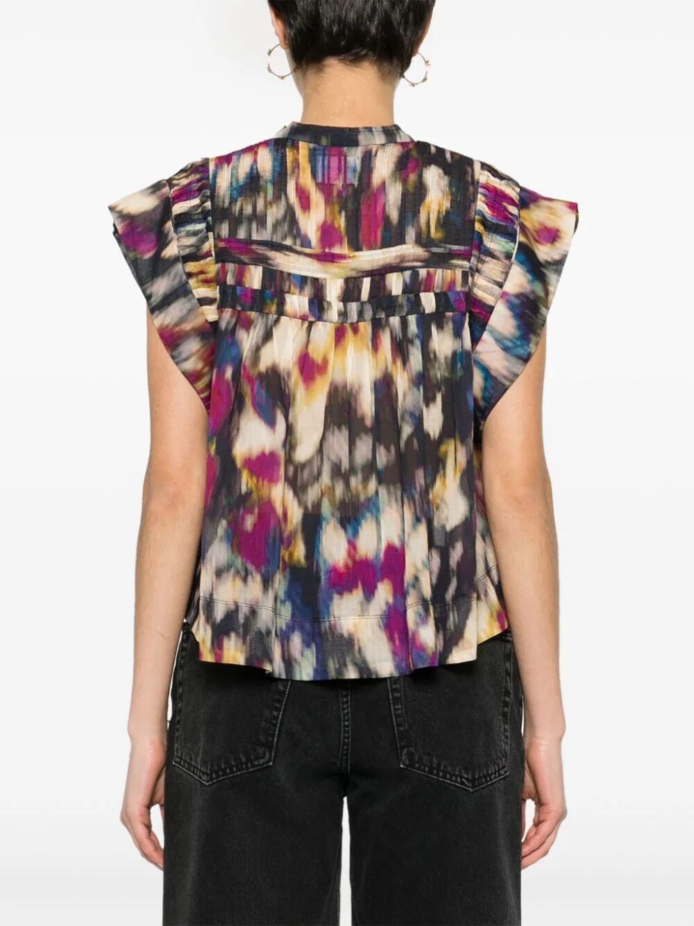 Grapich print sleeveles top