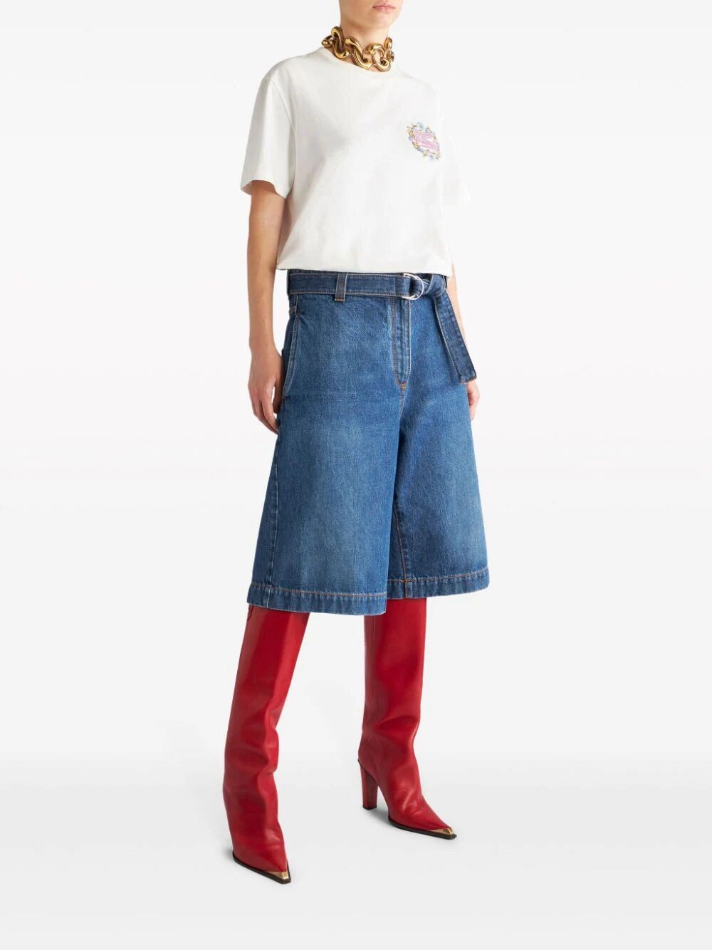 T-SHIRT WITH EMBROIDERY