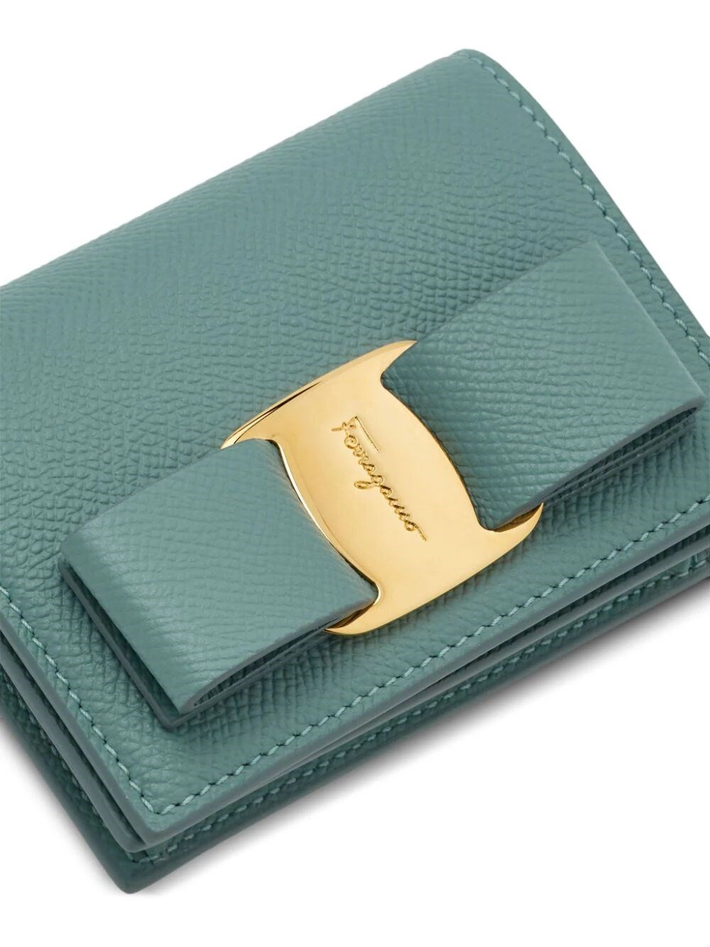 Vara Bow wallet