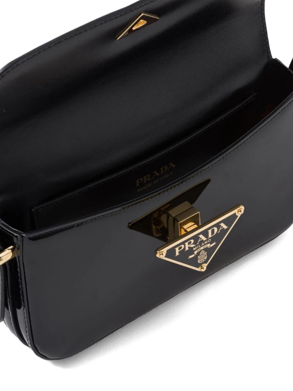 Patent leather shoulder bag