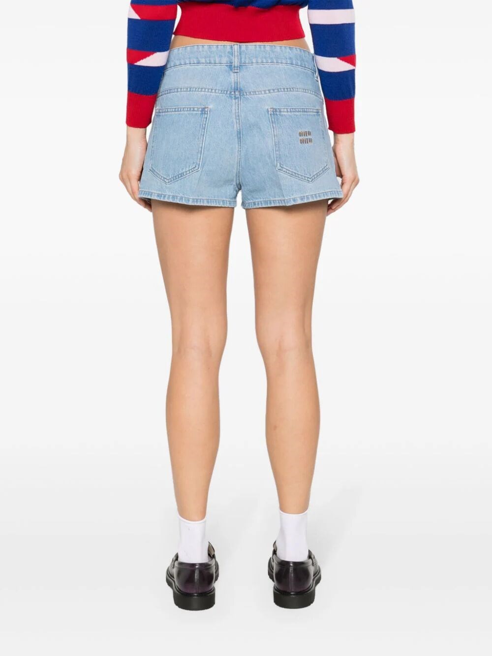 Pleated denim shorts