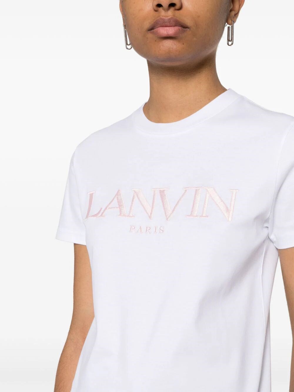 EMBROIDERED LOGO T-SHIRT