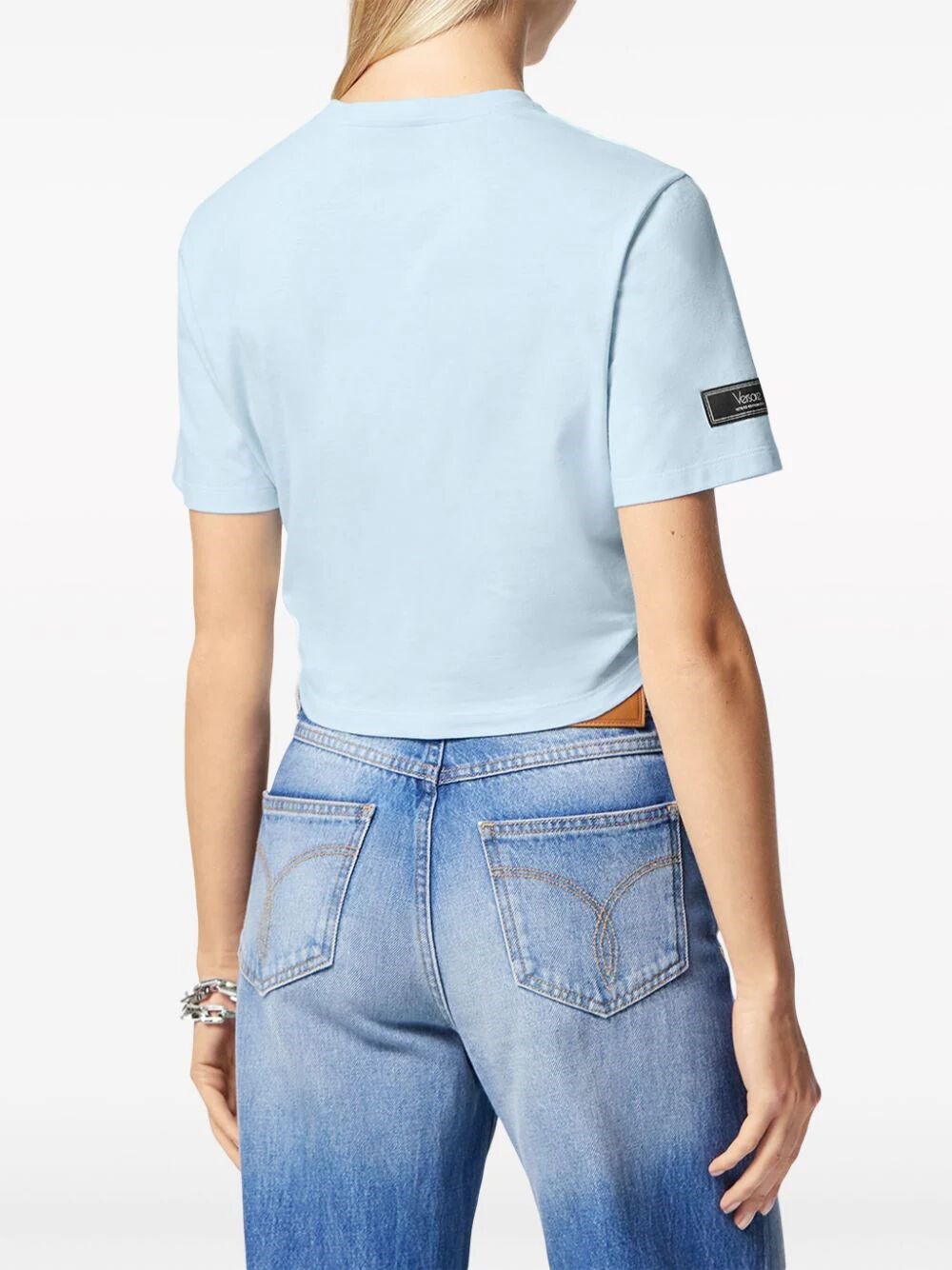 CROPPED T-SHIRT WITH PIN