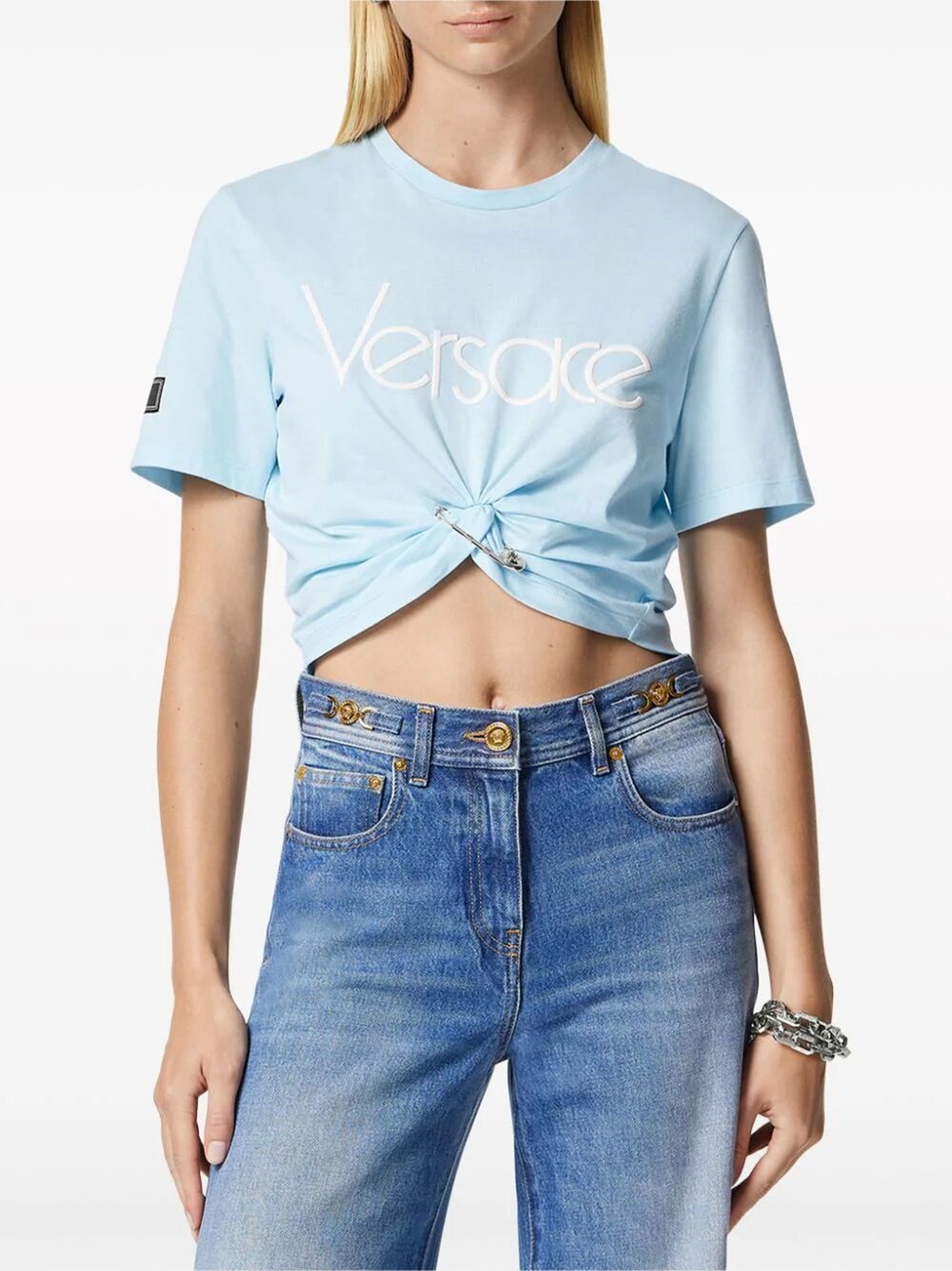 CROPPED T-SHIRT WITH PIN