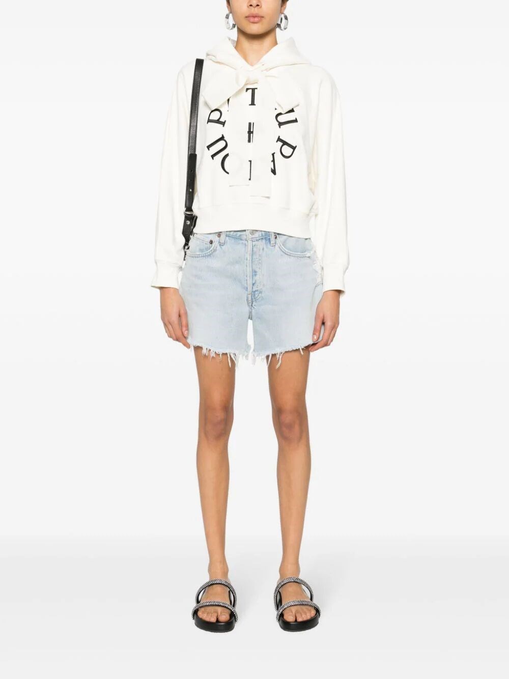 MEDALLION CROPPED HOODIE