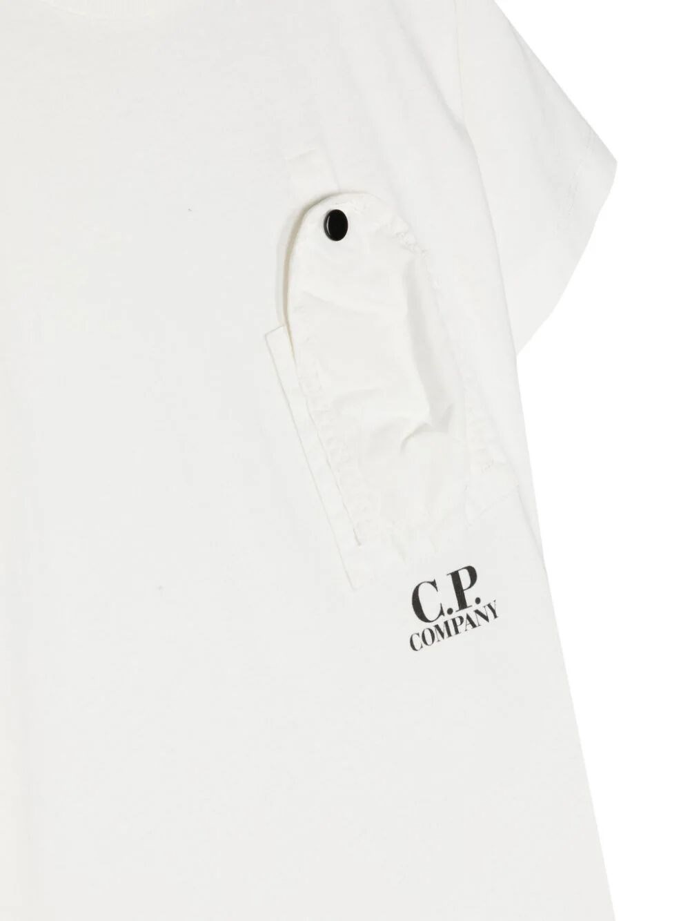 PATCH-POCKET T-SHIRT