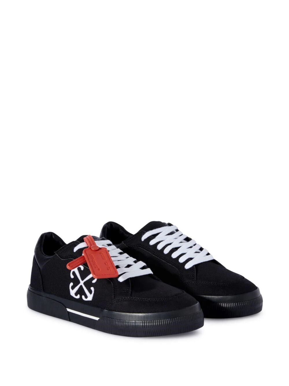 NEW VULCANIZED LOW SNEAKERS