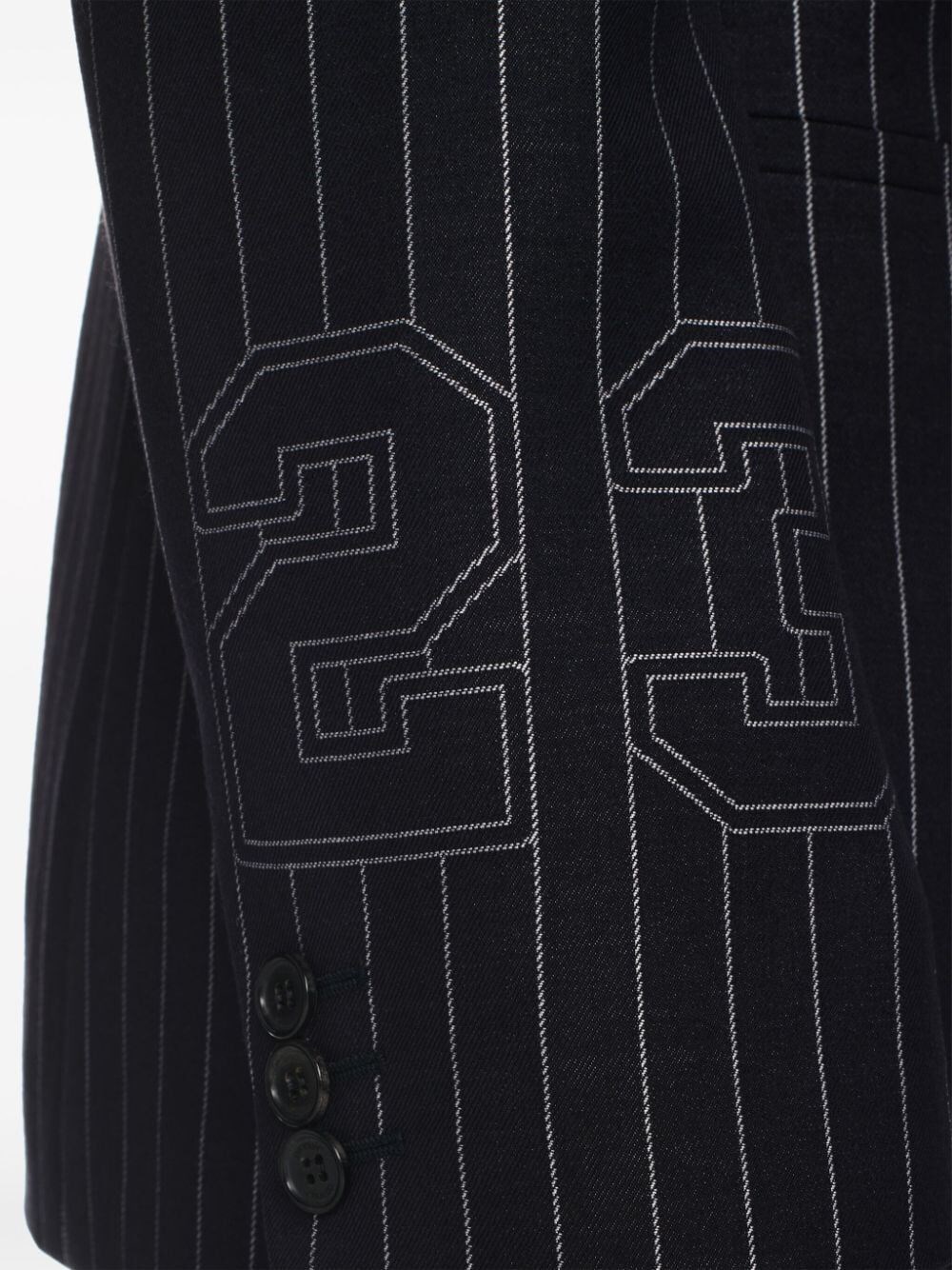 23 PINSTRIPED SLIM WOOL JACKET