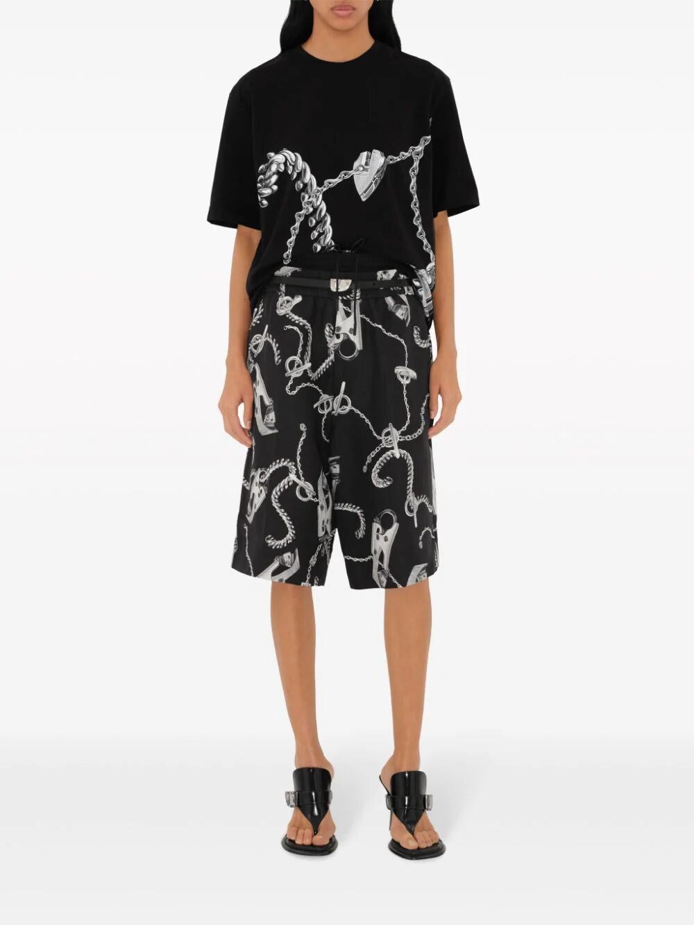 SHIELD-PRINT T-SHIRT