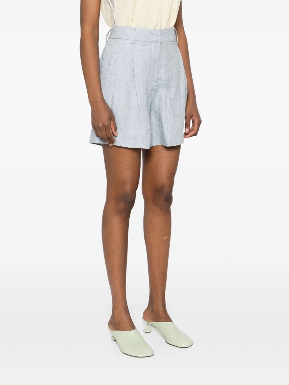 LINEN PLEATED SHORT