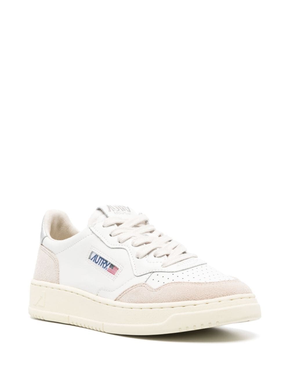 MEDALIST LOW SNEAKERS