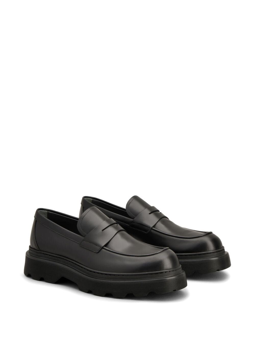 GLOSSY FINISH LEATHER LOAFERS