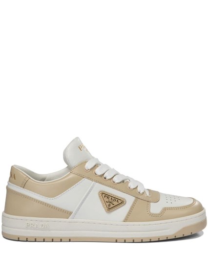 大人気のレザー【PRADA】スニーカー Prada スニーカー available on Monti Boutique - 62177