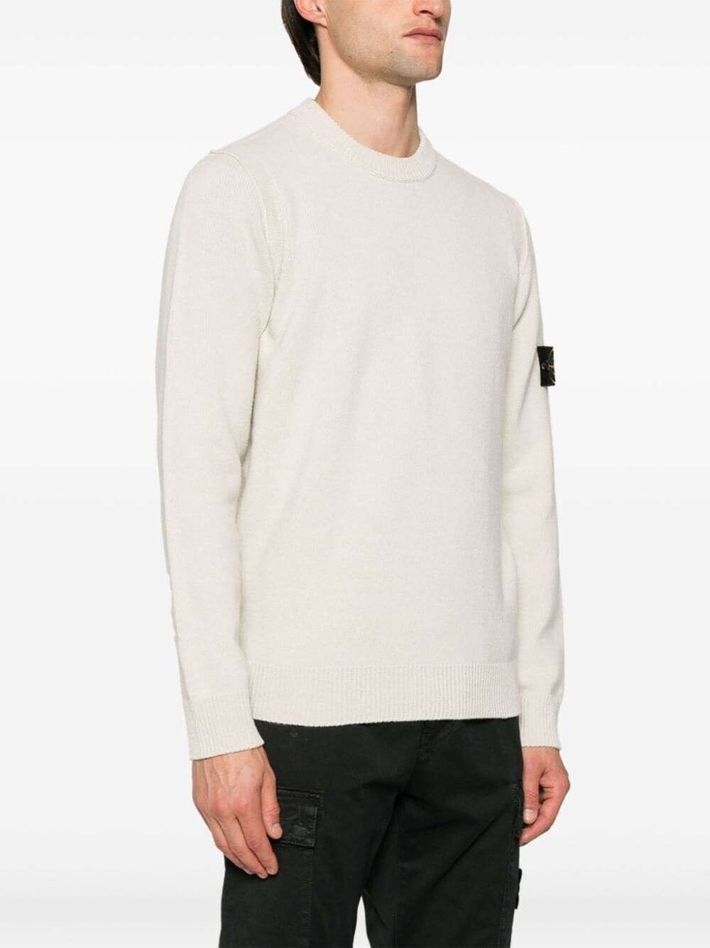 ROUND NECK PULLOVER