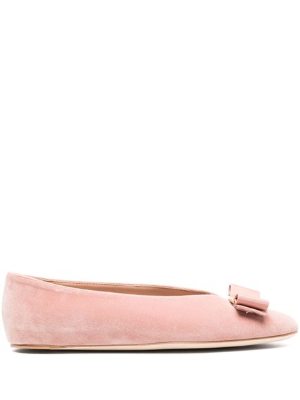 Miu miu ゴムバンド付きサテンバレリーナ available on Monti