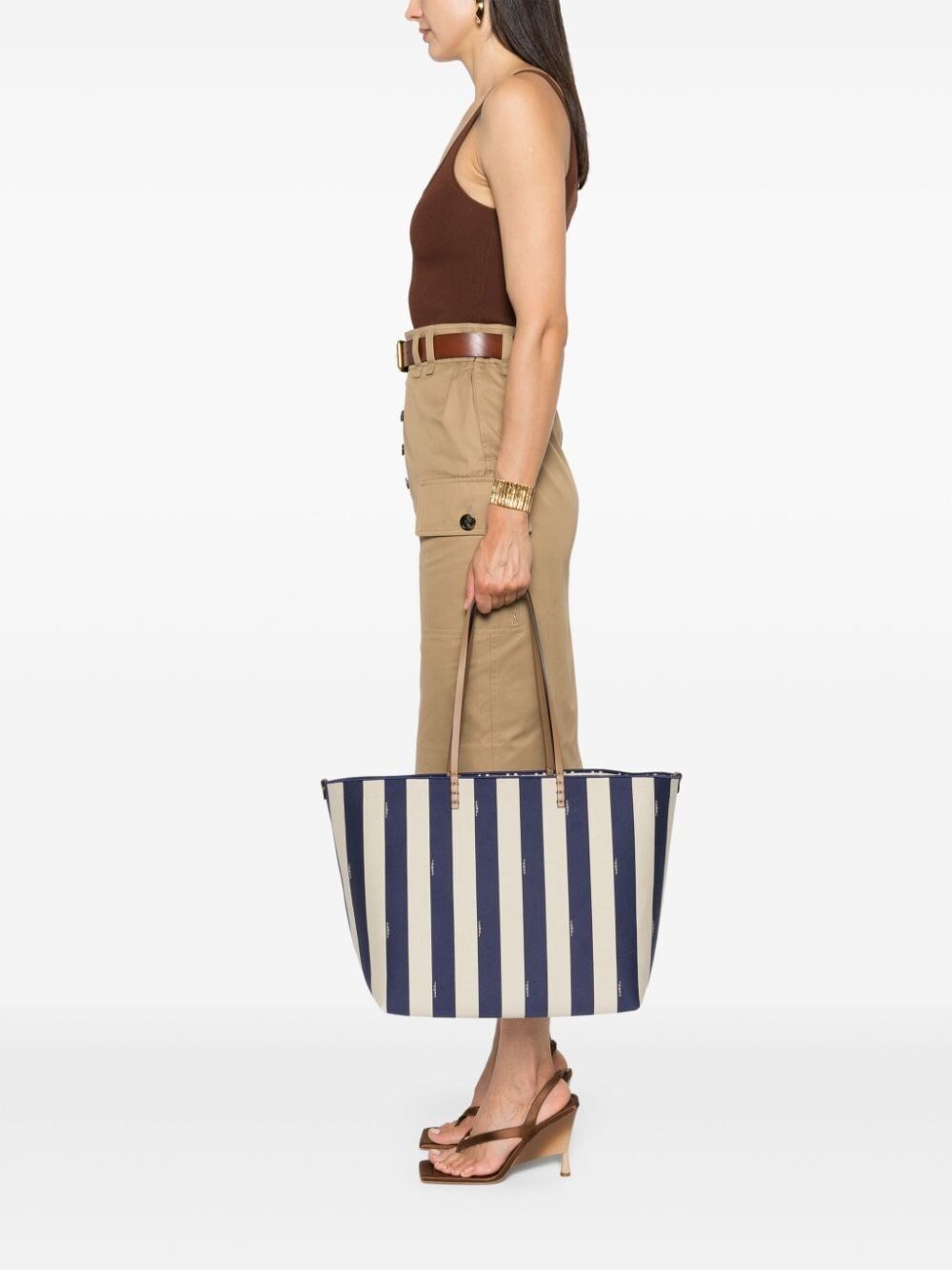 LARGE ROLL REVERSIBLE SHOPPER IN PEQUIN STRIPED