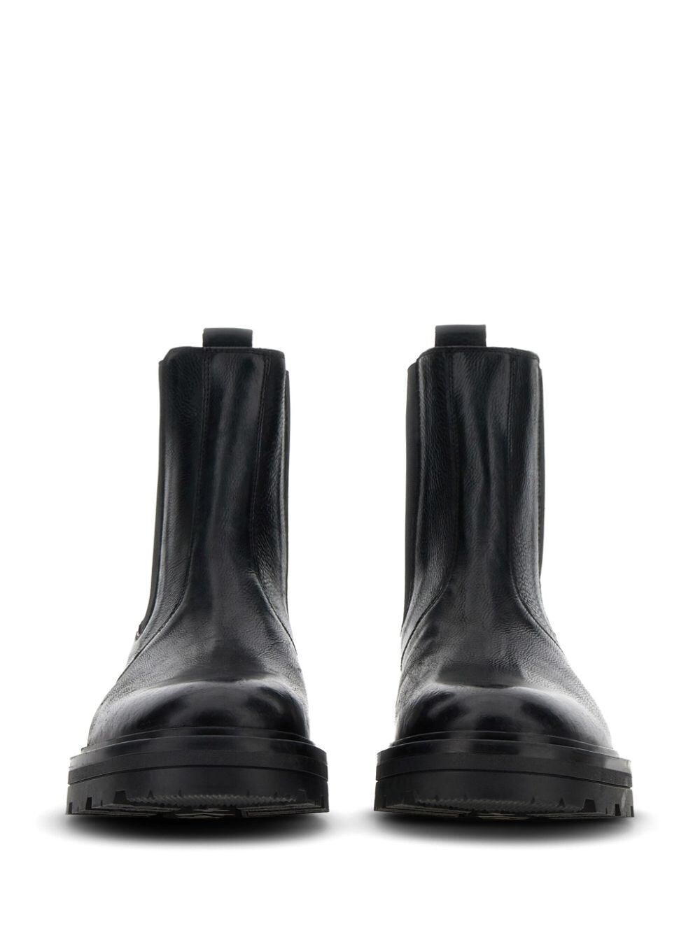 H673 LEATHER CHELSEA BOOTS