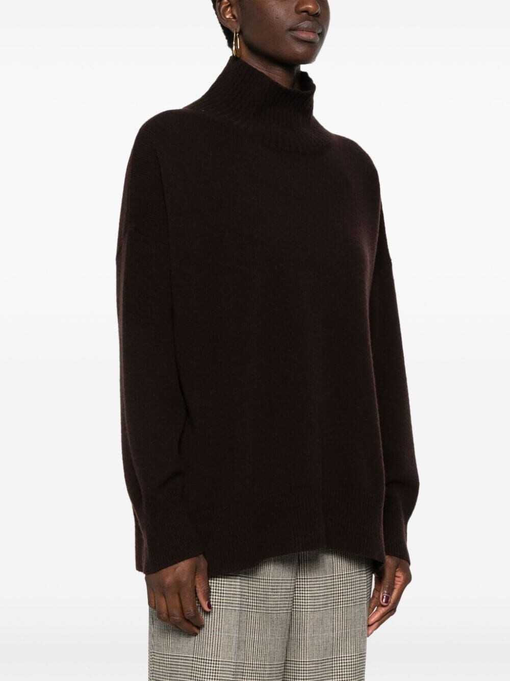 HIGH-NECK JUMPER WITH SIDE SLITS