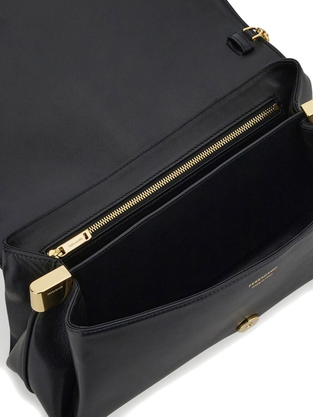 MEDIUM FRONT FLAP SHOULDER BAG