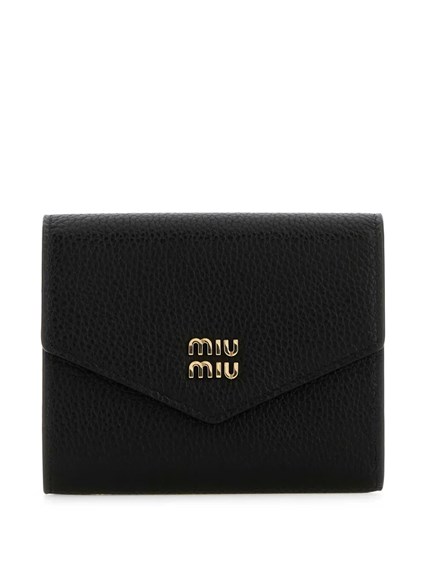 【大人気♪】MiuMiu スモール レザー ウォレット ミュウミュウ、春の鮮やかな新作スモールレザーグッズが登場