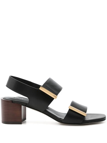 【Prada】アシンメトリーヘム ミニスカート 送料込み Prada アシンメトリーヘムミニスカート available on Monti