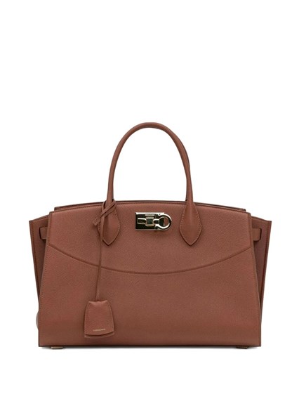 ハンドバッグ NEW FERRAGAMO STUDIO SOFT LARGE BAG Ferragamo New studio soft large bag available on Monti