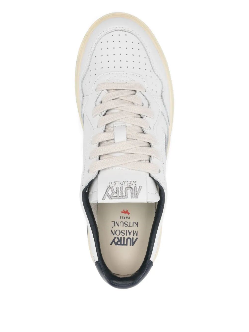MEDALIST LOW `MAISON KITSUNÉ` SNEAKERS IN WHITE AND BLUE LEATHER