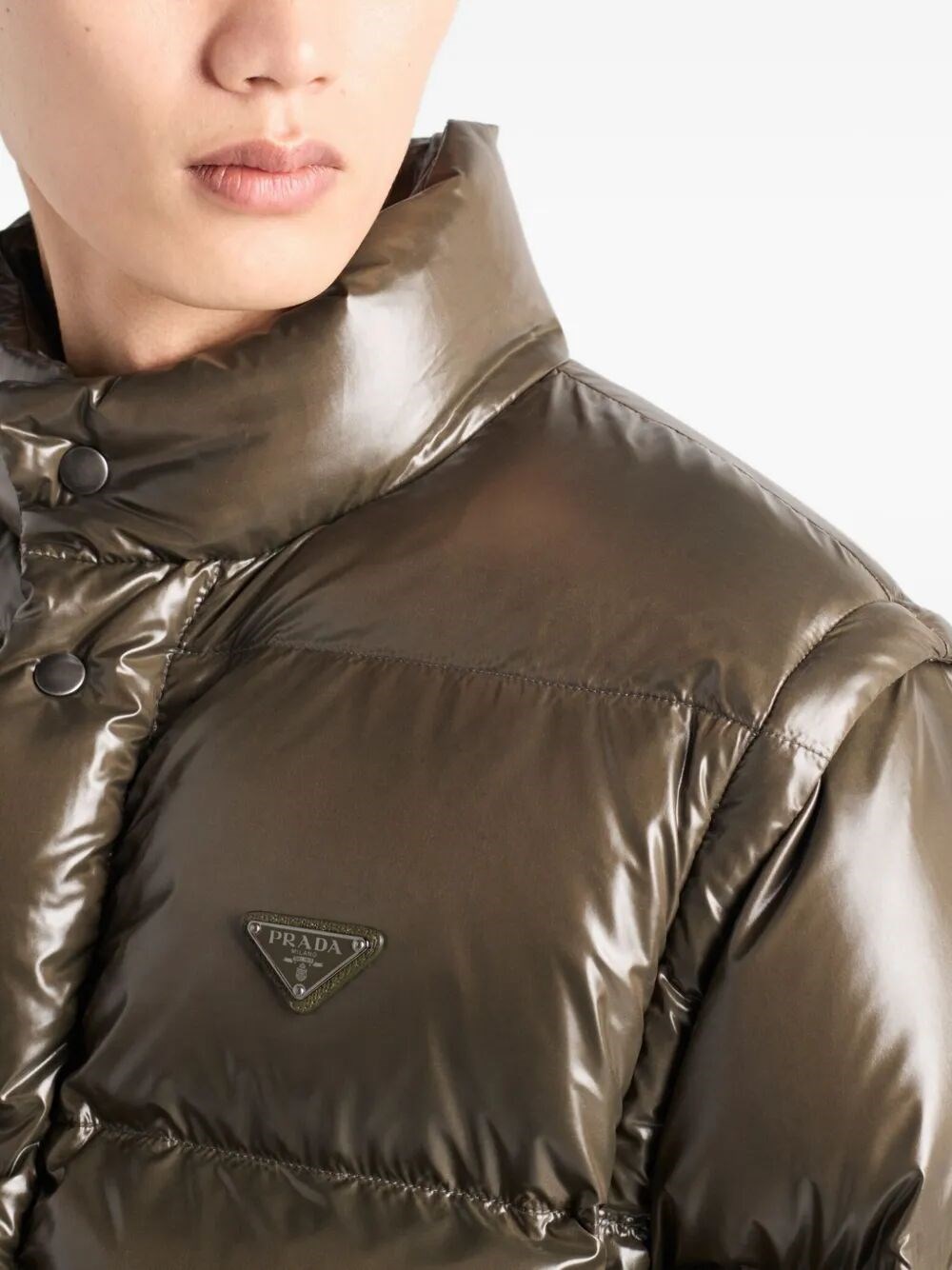MEDIUM-WEIGHT RE-NYLON DOWN JACKET