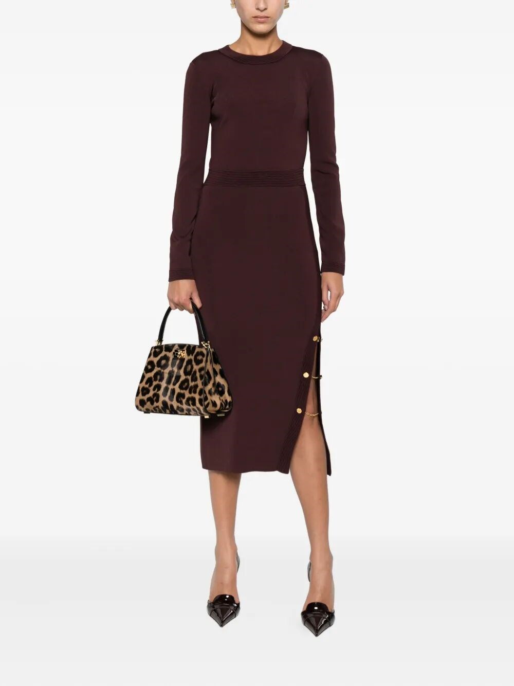 SHORT RIBBED DRESS WITH CHAIN ??DECORATION