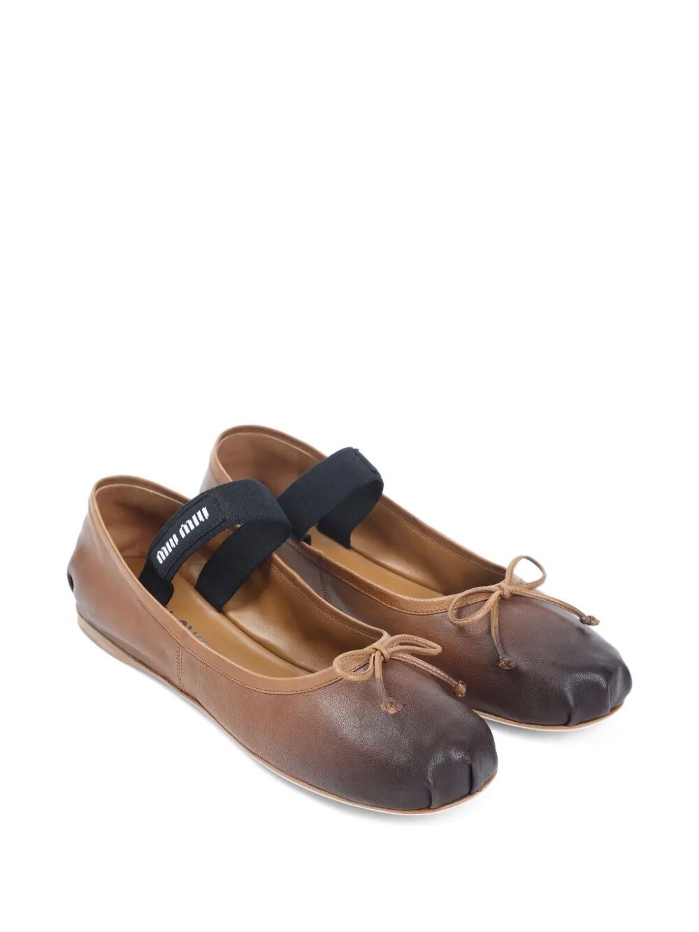 VINTAGE EFFECT LEATHER BALLERINAS