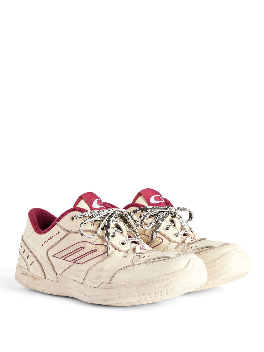 HAMPTONS MEDIUM WORN-OUT SNEAKER IN WHITE