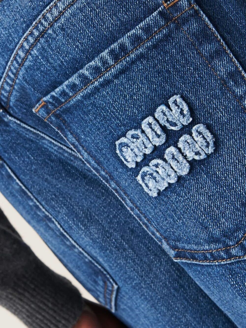 FIVE-POCKET DENIM JEANS