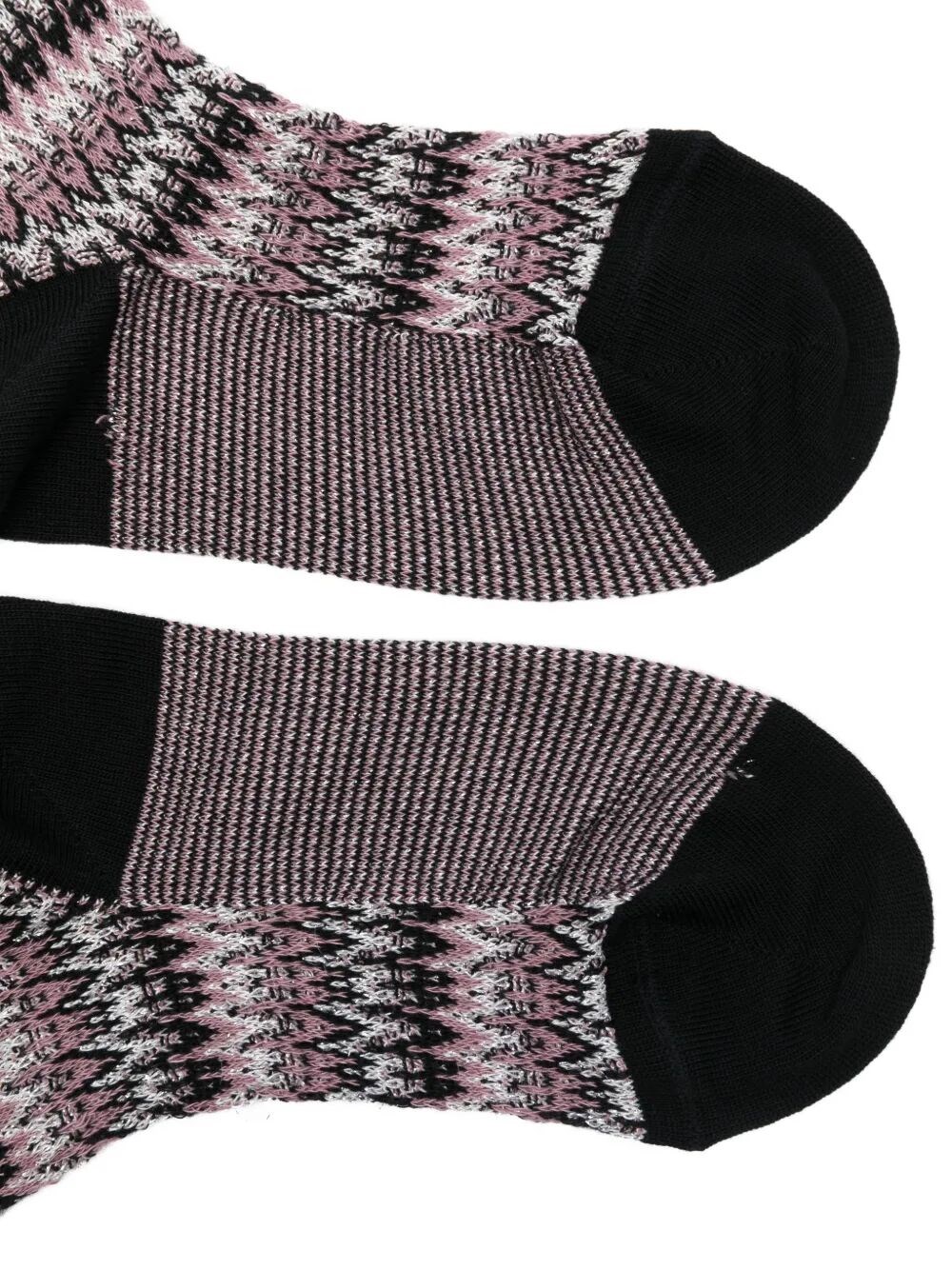 ZIG-ZAG PATTERN CALF SOCKS
