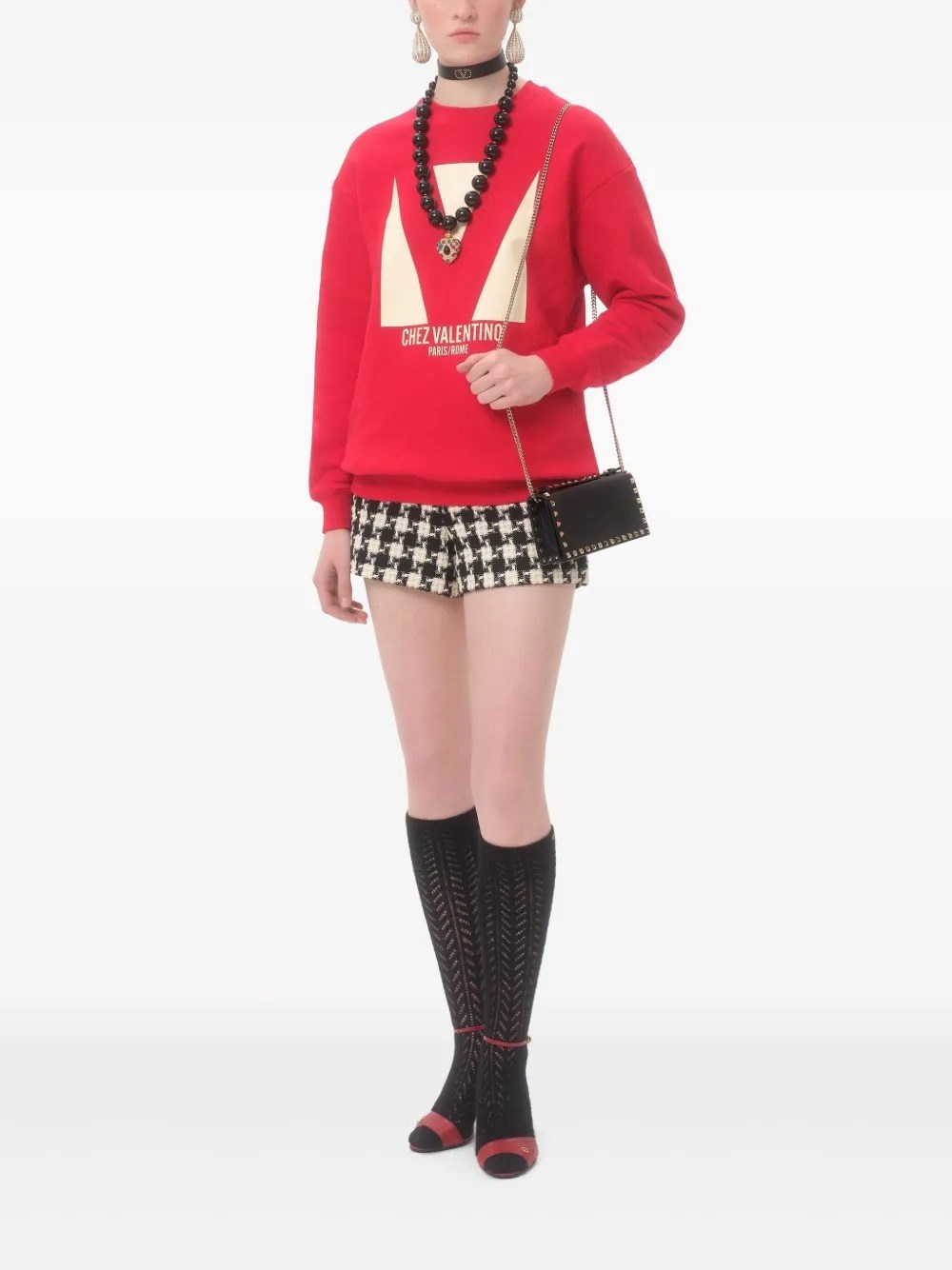 ROCKSTUD GRAINY LEATHER WALLET WITH DETACHABLE CHAIN