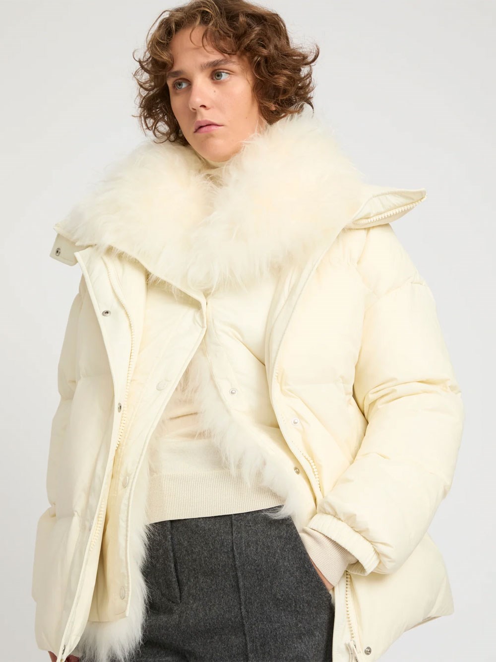 YS ARMY COLLECTION: MID-LENGTH DOWN JACKET WITH REMOVABLE BIB AND LAMBSWOOL TRIM