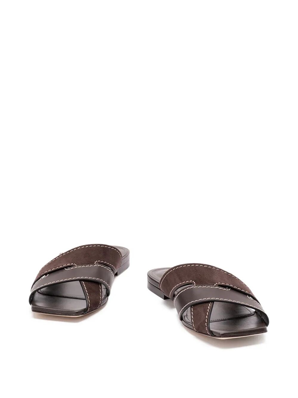 FLAT LEATHER SANDALS WITH CROSSED STRAPS