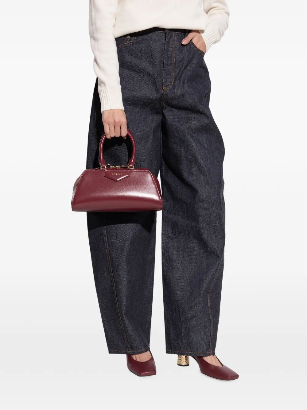 SMALL ANTIGONA EAST-WEST BAG IN BOX LEATHER