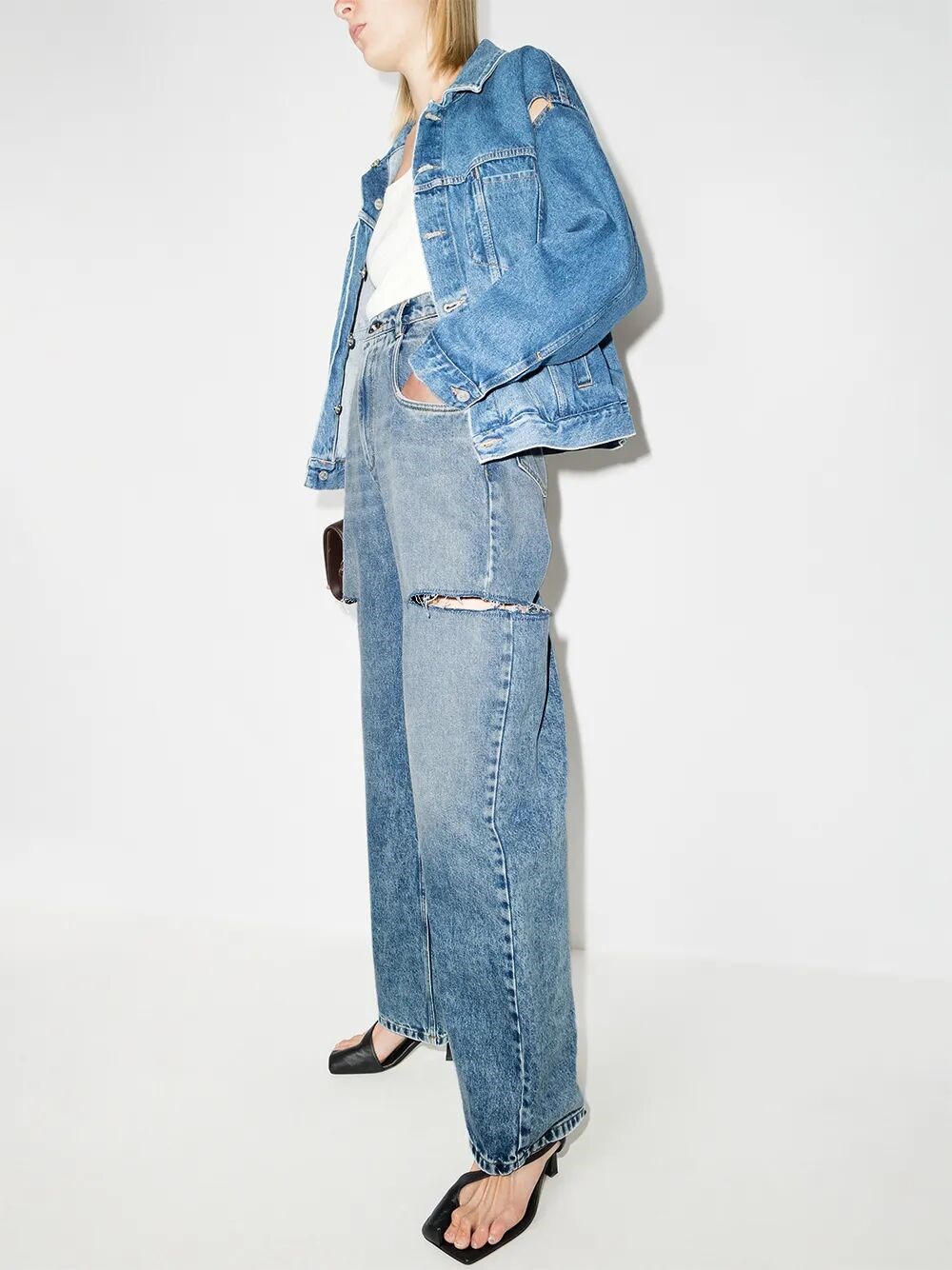 LOOSE FIT DENIM JEANS WITH SLASH DETAILS